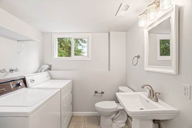 11213 N Astor St, Spokane, WA 99218