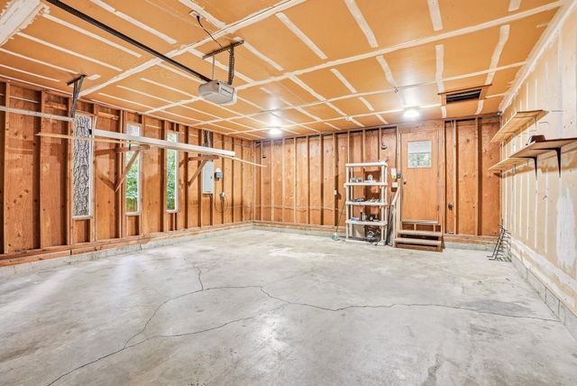11213 N Astor St, Spokane, WA 99218