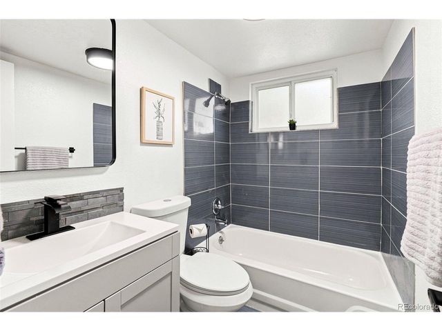 4533 S Lowell Blvd B, Denver, CO 80236