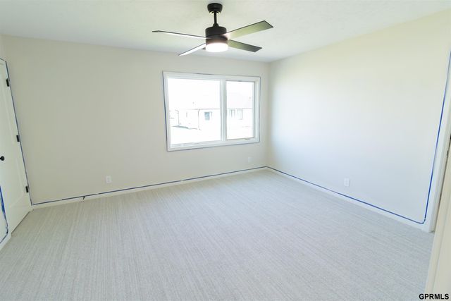 21126 Arlington Street, Elkhorn, NE 68022