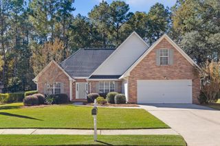 102 S Knightsbridge Court, Goose Creek, SC 29445
