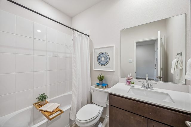 913 Loganberry Drive, Princeton, TX 75407