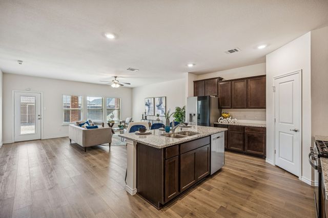 913 Loganberry Drive, Princeton, TX 75407