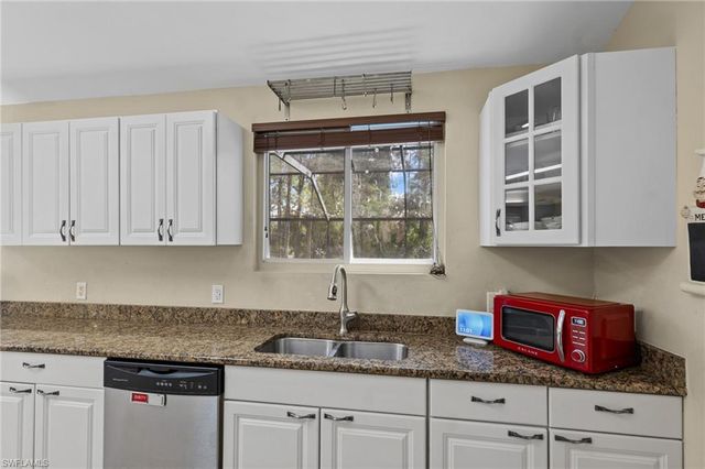 640 Desoto BLVD S, Naples, FL 34117