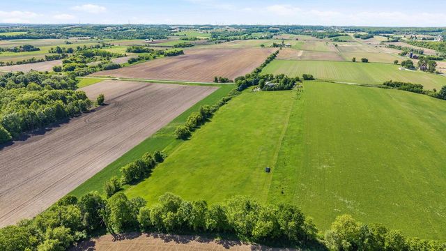 W2012 Racoon Road, Theresa, WI 53091