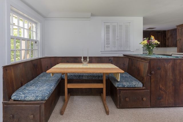 40 Scotchmans Lane, West Tisbury, MA 02575