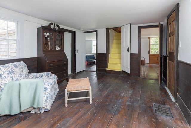 40 Scotchmans Lane, West Tisbury, MA 02575