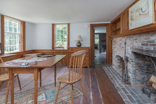 40 Scotchmans Lane, West Tisbury, MA 02575