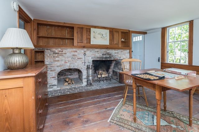 40 Scotchmans Lane, West Tisbury, MA 02575