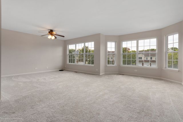 165 Sunflower Lane, Bartlett, IL 60103