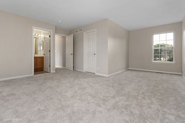 165 Sunflower Lane, Bartlett, IL 60103