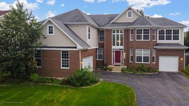 165 Sunflower Lane, Bartlett, IL 60103