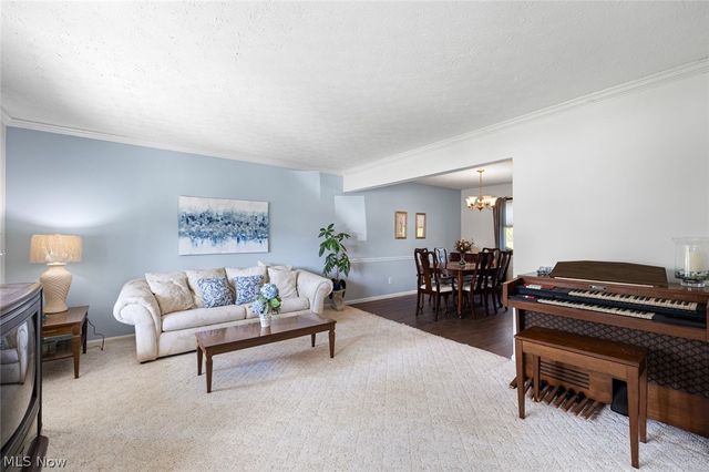 4512 Stary Drive, Parma, OH 44134