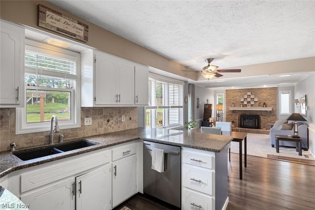 4512 Stary Drive, Parma, OH 44134