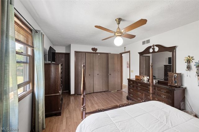 4512 Stary Drive, Parma, OH 44134