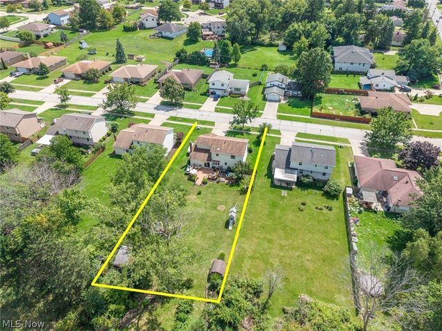 4512 Stary Drive, Parma, OH 44134