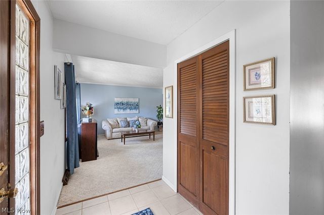 4512 Stary Drive, Parma, OH 44134