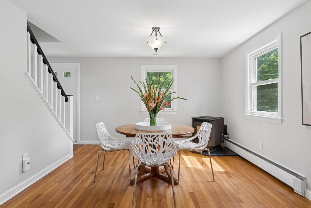 71 Hicks Street, Portland, ME 04103 — photo 2