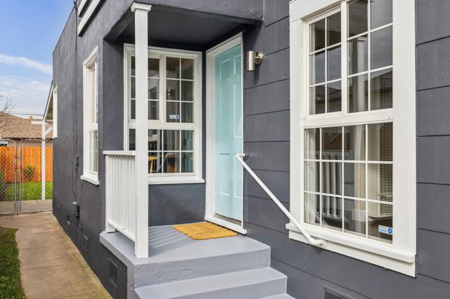 663 40Th St, Richmond, CA 94805