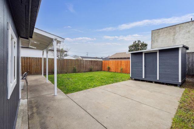 663 40Th St, Richmond, CA 94805