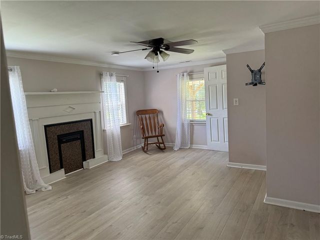 6937 NC Highway 66 S, King, NC 27021
