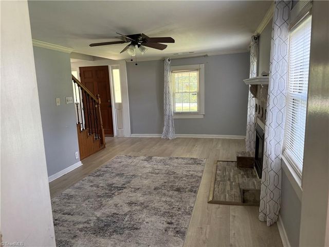 6937 NC Highway 66 S, King, NC 27021