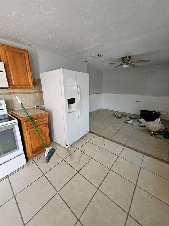 Image 4 of property listing at 7810 BOCA CIEGA DRIVE, St Pete Beach, FL 33706
