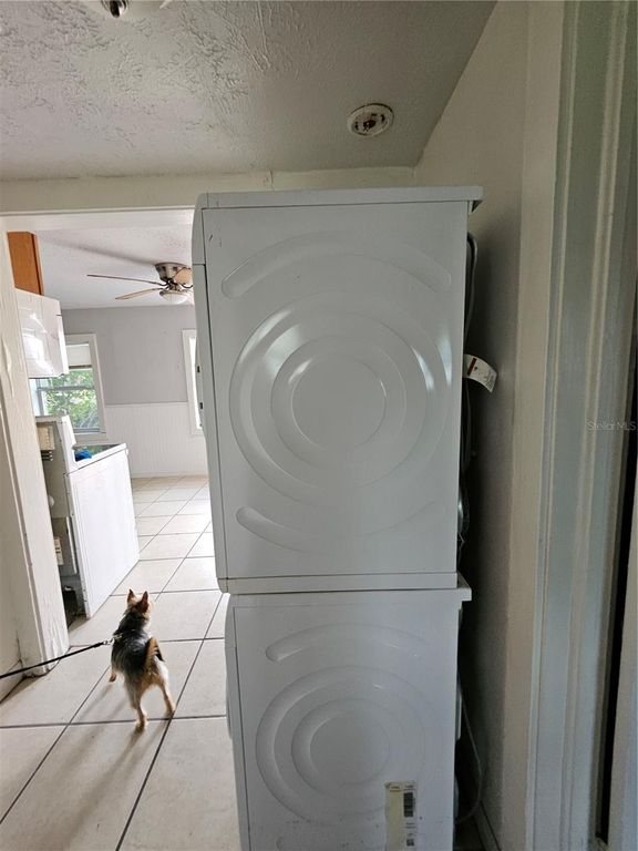 Image 9 of property listing at 7810 BOCA CIEGA DRIVE, St Pete Beach, FL 33706
