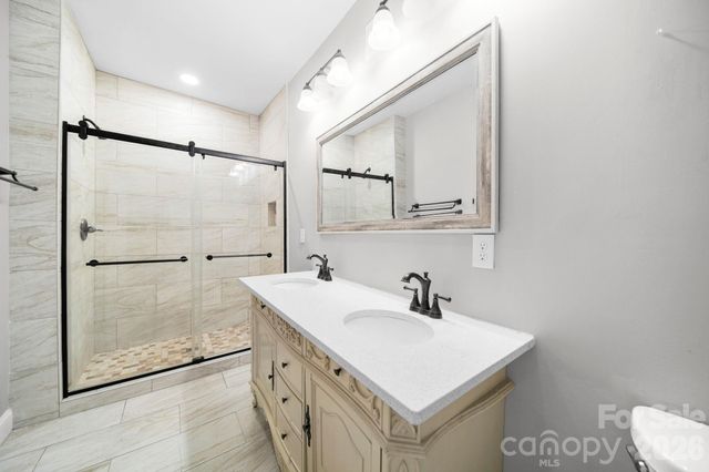 136 E Lacy Street, Chester, SC 29706