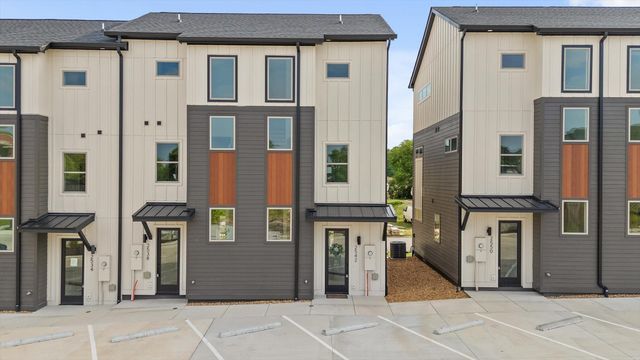 2550 E 18th Street, Chattanooga, TN 37404