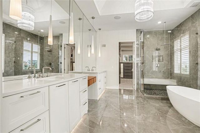 17213 Goddard Street, Overland Park, KS 66221