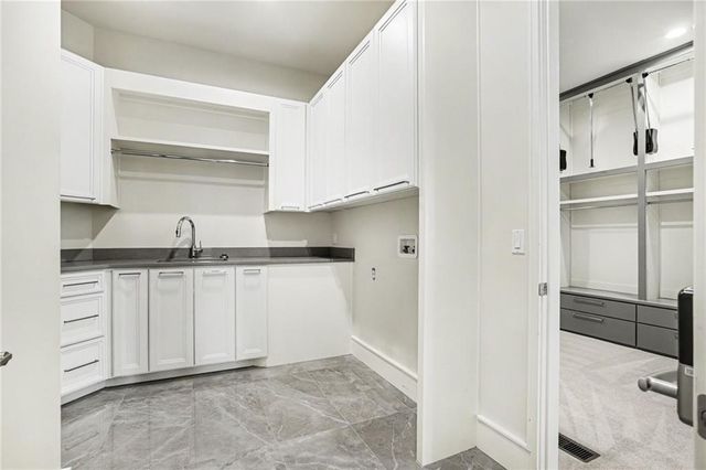 17213 Goddard Street, Overland Park, KS 66221