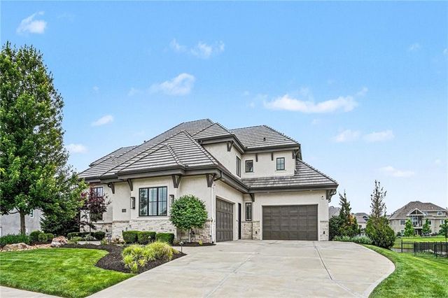 17213 Goddard Street, Overland Park, KS 66221