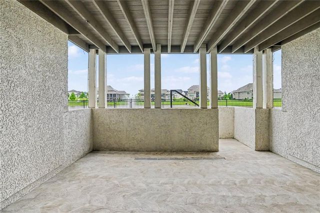 17213 Goddard Street, Overland Park, KS 66221