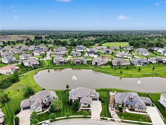 17213 Goddard Street, Overland Park, KS 66221