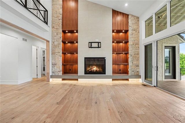 17213 Goddard Street, Overland Park, KS 66221