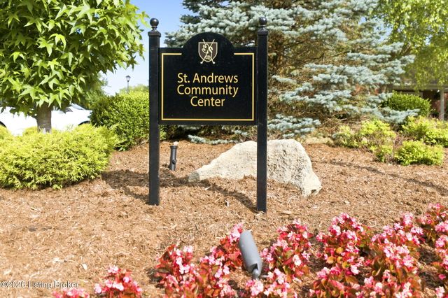 3520 Saint Andrews Village Cir, Louisville, KY 40241