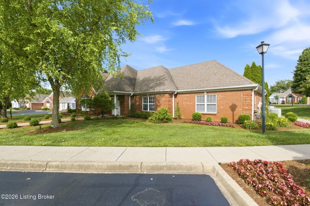 3520 Saint Andrews Village Cir, Louisville, KY 40241