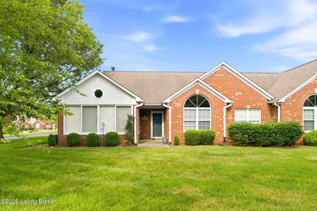 3520 Saint Andrews Village Cir, Louisville, KY 40241