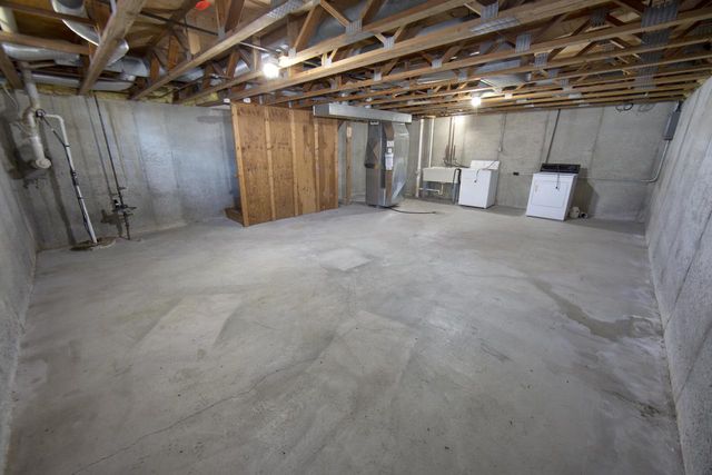 7222 S Delaine DRIVE, Oak Creek, WI 53154