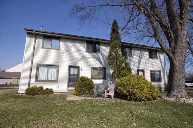 7222 S Delaine DRIVE, Oak Creek, WI 53154