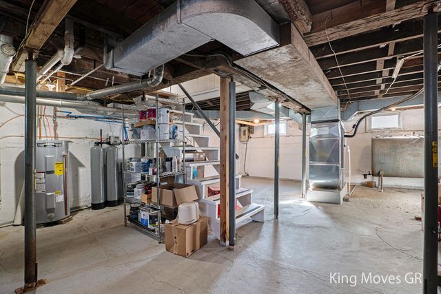 8600 S Keefer Highway, Portland Twp, MI 48875