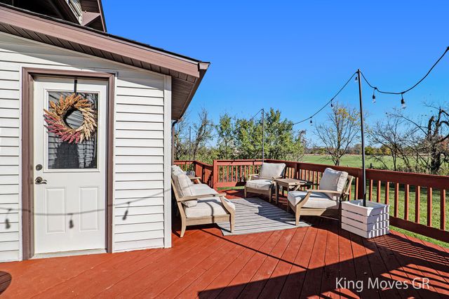 8600 S Keefer Highway, Portland Twp, MI 48875