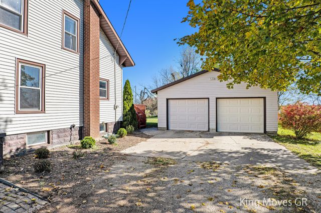 8600 S Keefer Highway, Portland Twp, MI 48875