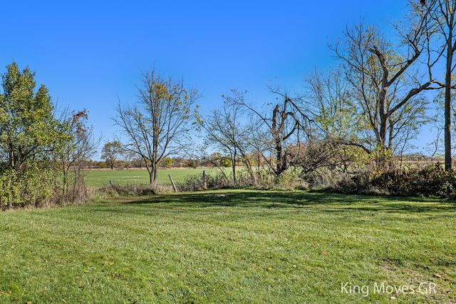 8600 S Keefer Highway, Portland Twp, MI 48875