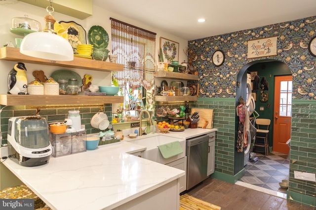 1010 S PAXON ST, Philadelphia, PA 19143