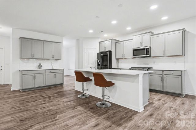 11126 Glasden Road, Charlotte, NC 28278