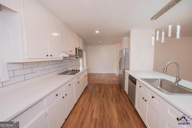 103 Oakdale Drive, Warner Robins, GA 31088