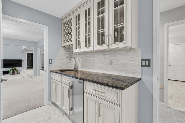 7129 Lakeridge Place, Texas Twp, MI 49009