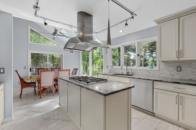 7129 Lakeridge Place, Texas Twp, MI 49009